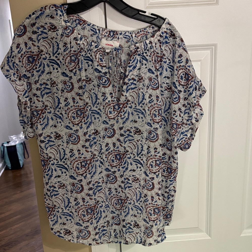 Size L - Xirena Tessa Blue and Brown Paisley Too